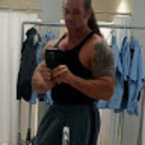 Meet your Posher, Blake